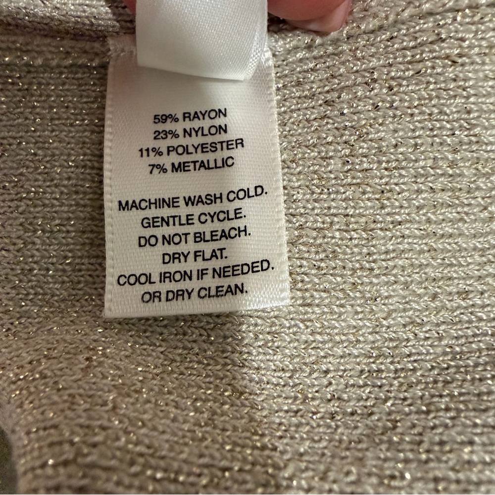 WHBM Women's Metallic Gold Shimmer Sweetheart Neck 3/4 Sleeve Knit Top Size S - Picture 6 of 6